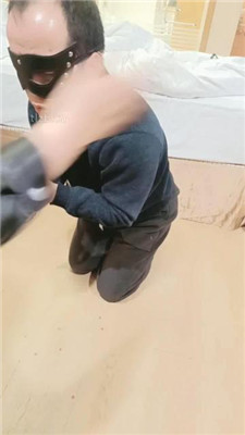 图片[8]_【莉轩】滴蜡/肉丝脚踩踏_HD绳艺资源