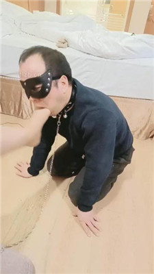 图片[13]_【莉轩】滴蜡/肉丝脚踩踏_HD绳艺资源