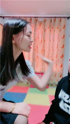 图片[9]_【艾琳】坐脸窒息/虐乳/黑丝脚插嘴/踩踏_HD绳艺资源