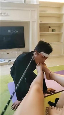 图片[10]_【笑笑绳艺导师】双S-藤条重度抽/臭脚丫狂舔_HD绳艺资源