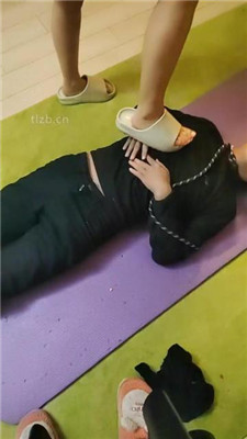 图片[11]_【笑笑绳艺导师】双S-藤条重度抽/臭脚丫狂舔_HD绳艺资源