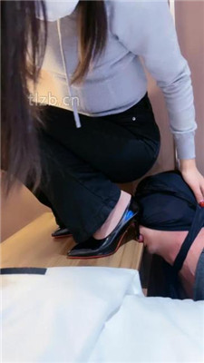 图片[13]_【沐夏夜】白袜脚捂脸/抽耳光/骑马/高跟踩踏/脚喂食_HD绳艺资源