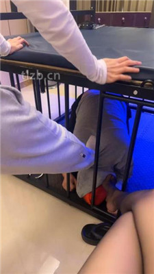 图片[4]_【梓夫人】姐妹花高难度挑战虐打搬运工_HD绳艺资源