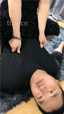 图片[13]_【冰爷】短靴高跟虐乳/臭脚捂脸_HD绳艺资源