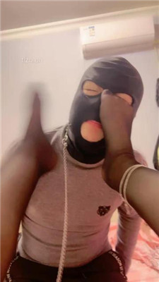 图片[17]_【伊兮夫妻】腿绞/骑马/黑丝狂舔/舔内裤/高跟踩乳_HD绳艺资源