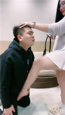 图片[4]_【小羊】跪舔白棉袜/提档/臭脚捂脸/踩踏/胯下辱_HD绳艺资源