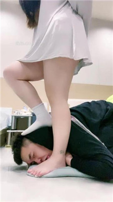 图片[13]_【小羊】跪舔白棉袜/提档/臭脚捂脸/踩踏/胯下辱_HD绳艺资源