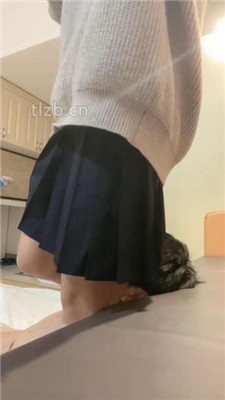 图片[8]_【小乔】素人小姐姐白袜脚踩【完整版】_HD绳艺资源