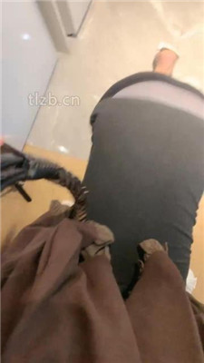 图片[3]_【栗子】狗链遛狗-皮鞋白丝跪舔/耳光口水_HD绳艺资源