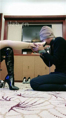 图片[10]_【诗恩】艺术装置塞嘴/长靴高跟踩踏喂食/喂口水/赏圣水【完整版】_HD绳艺资源