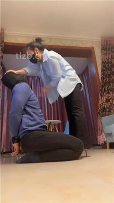 图片[10]_【辣姐】高跟踩狗头/耳光狂抽/狗脸嘴吐奶/赏赐圣水_HD绳艺资源