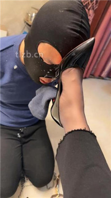 图片[15]_【辣姐】高跟踩狗头/耳光狂抽/狗脸嘴吐奶/赏赐圣水_HD绳艺资源