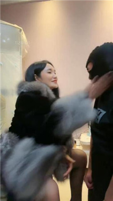 图片[5]_【傲雪】严厉逗狗-耳光口水/闻香水发骚_HD绳艺资源