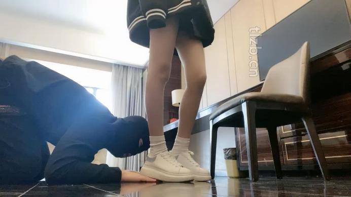 图片[4]_【zaizz】小白鞋肉丝踩/狠抽耳光/高难度挑战跳踩转胯【完整版】_HD绳艺资源