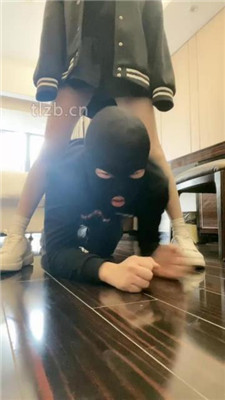 图片[12]_【zaizz】小白鞋肉丝踩/狠抽耳光/高难度挑战跳踩转胯【完整版】_HD绳艺资源