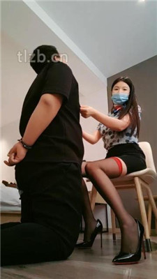 图片[3]_【梓晨】空姐S-高跟黑丝踩虐/抽耳光虐乳/sp_HD绳艺资源