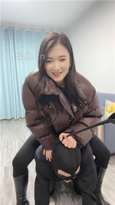 图片[6]_【尤尤子】骑马转胯/长靴踩踏/耳光_HD绳艺资源