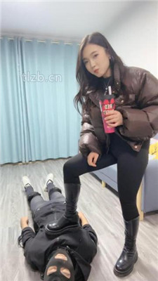 图片[16]_【尤尤子】骑马转胯/长靴踩踏/耳光_HD绳艺资源