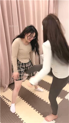 图片[15]_【橙宝】双母畜-舔脚发骚/转胯/白袜脚插嘴/提档_HD绳艺资源