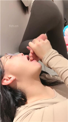 图片[19]_【橙宝】双母畜-舔脚发骚/转胯/白袜脚插嘴/提档_HD绳艺资源