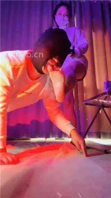 图片[9]_【小小】原味美腿恋足舔_HD绳艺资源