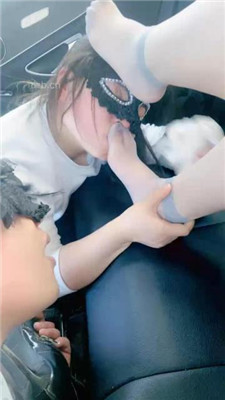 图片[6]_【高傲】情侣奴-车内舔脏鞋臭脚_HD绳艺资源