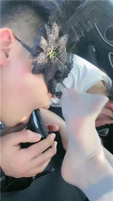 图片[7]_【高傲】情侣奴-车内舔脏鞋臭脚_HD绳艺资源