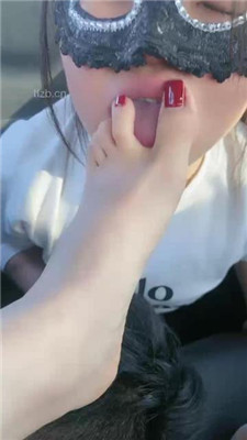 图片[9]_【高傲】情侣奴-车内舔脏鞋臭脚_HD绳艺资源