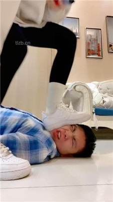 图片[7]_【甜味药丸】白袜瑜伽裤-口枷塞嘴/踩狗头狗爪/舔脏鞋底_HD绳艺资源