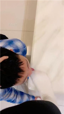 图片[19]_【甜味药丸】白袜瑜伽裤-口枷塞嘴/踩狗头狗爪/舔脏鞋底_HD绳艺资源