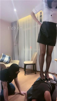 图片[6]_【沐夏夜】双奴-高跟美腿踩/骑狗脖/踢踹/品尝原味脚_HD绳艺资源