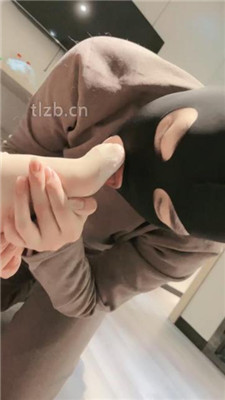 图片[2]_【清禾】脚底踩踏喂食/骑马/肉丝舔脚丫_HD绳艺资源