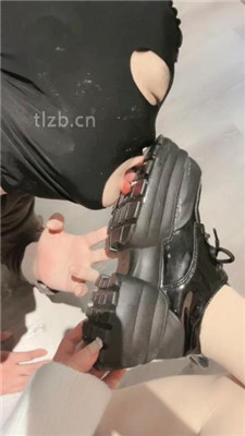 图片[11]_【清禾】脚底踩踏喂食/骑马/肉丝舔脚丫_HD绳艺资源