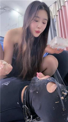 图片[12]_【麋鹿银儿】双母畜-人肉座椅/狗链遛狗/超重口喂食/全体重踩踏_HD绳艺资源