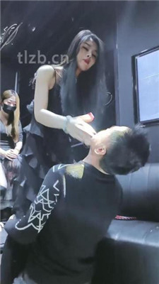 图片[16]_【昭玥】公开处刑-和闺蜜KTV玩弄小三母狗【上】_HD绳艺资源