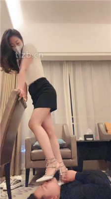 图片[9]_【禾未】爆抽耳光/揪头发骑马/钉鞋踩手_HD绳艺资源