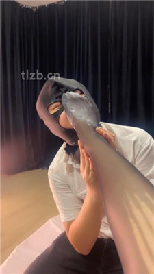 图片[5]_【猫爷】黑丝高跟美腿诱惑舔_HD绳艺资源