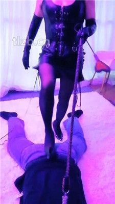 图片[9]_【冰绳艺导师】妖艳继母S-黑丝高跟虐_HD绳艺资源