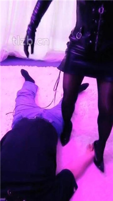 图片[11]_【冰绳艺导师】妖艳继母S-黑丝高跟虐_HD绳艺资源