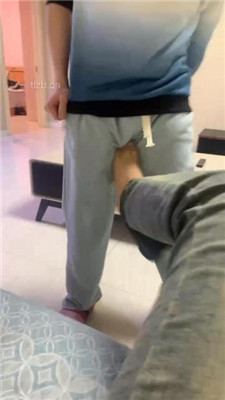 【灰灰酱】素人裸足提档_HD绳艺资源