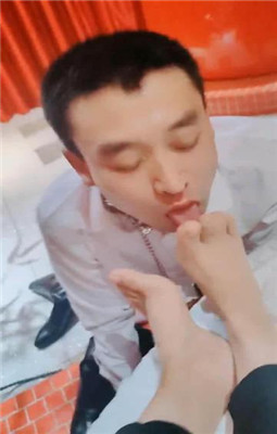 图片[20]_【伯爵】圈养犬化-高难度挑战蛇鞭/耳光/踢踹/清理靴子_HD绳艺资源