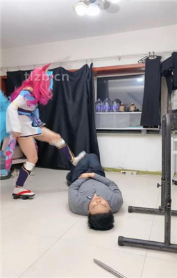 图片[11]_【冰诺】cos女主-动漫S-重度虐打贱奴_HD绳艺资源