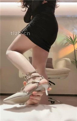 图片[3]_【禾未】御姐女神-高跟美腿踩地毯/训练_HD绳艺资源