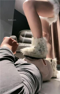 图片[12]_【cc.s】毛短靴踩虐/狗链遛狗/臭白袜脚捂脸_HD绳艺资源