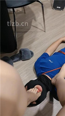 图片[8]_【猫爷】脚趾玩狗舌/长靴丝袜裸足舔_HD绳艺资源