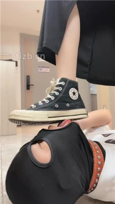 图片[13]_【萬一】跪舔超脏高帮鞋/碾压狗爪/喂口水/脚深喉_HD绳艺资源