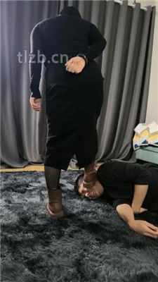 图片[5]_【冰爷】短靴踩踏踢踹/碾压狗爪_HD绳艺资源