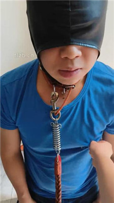 图片[11]_【洋洋】狗链拴狗/跪舔黑丝裸足_HD绳艺资源