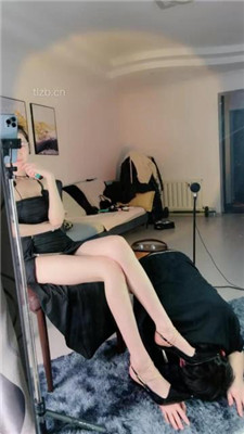 图片[3]_【175艾琳】超美长腿车模-美腿诱惑调_HD绳艺资源