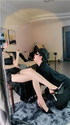 图片[8]_【175艾琳】超美长腿车模-美腿诱惑调_HD绳艺资源